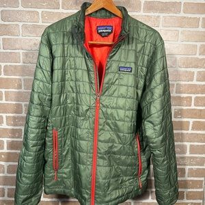 Patagonia Primaloft Men’s Large Green and Orange Jacket